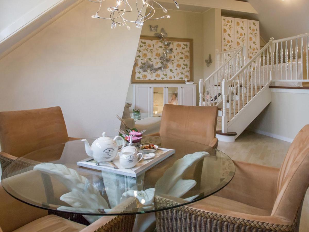 Boutique Apartment In Ritthem With Terrace Esterno foto