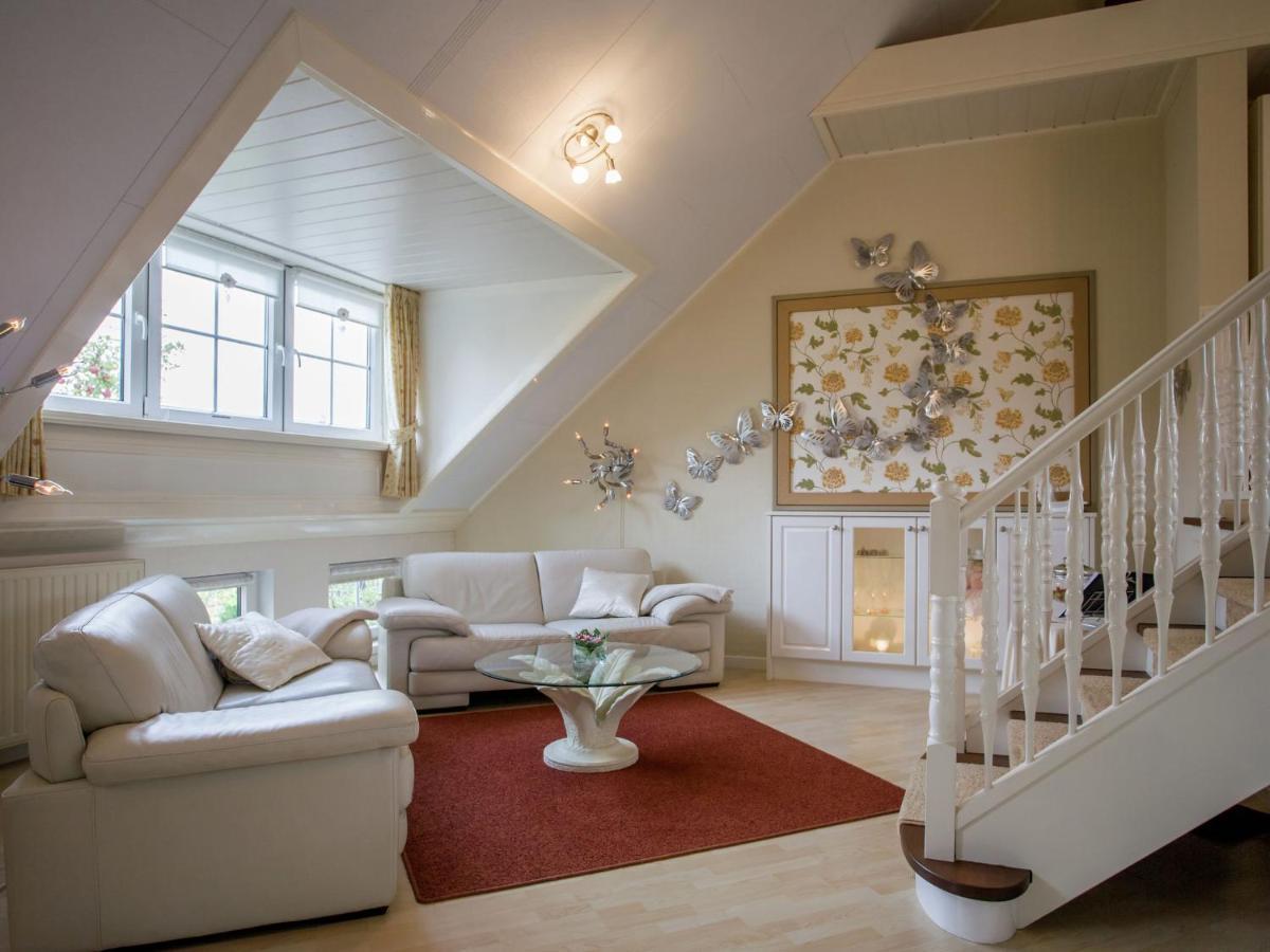 Boutique Apartment In Ritthem With Terrace Esterno foto